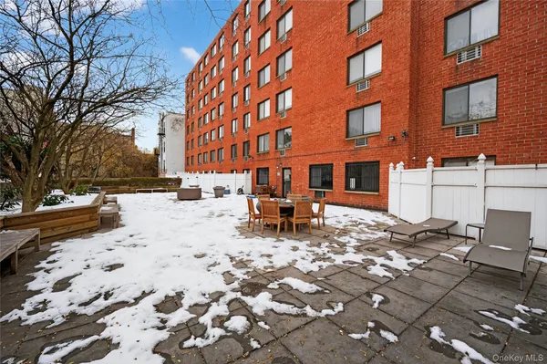 $565,000 | 333 East 119th Street, Unit 5G | East Harlem