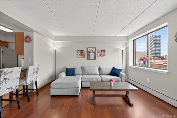 $565,000 | 333 East 119th Street, Unit 5G | East Harlem