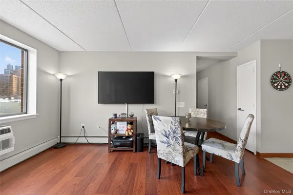 $565,000 | 333 East 119th Street, Unit 5G | East Harlem