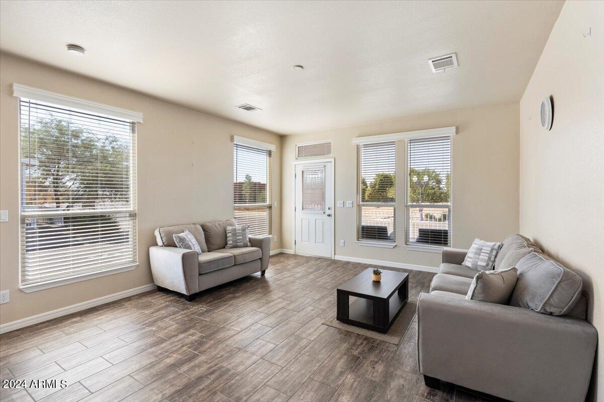 8865 East Baseline Road, Unit 753 Mesa, AZ 85209 - Photo 5 of 39 Great Room
