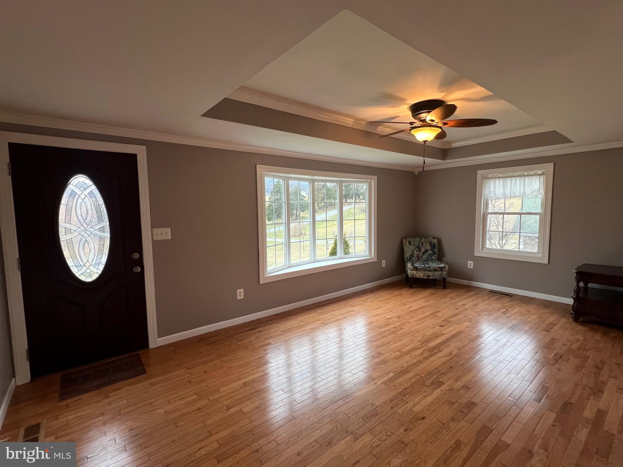 11731 Rocky Meadow Road Clear Spring, MD 21722 - Photo 5 of 41 Natural light in the living room