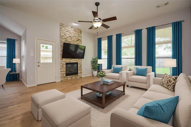 $2,600 | 4007 Gazebo Lane, Missouri City, TX 77459