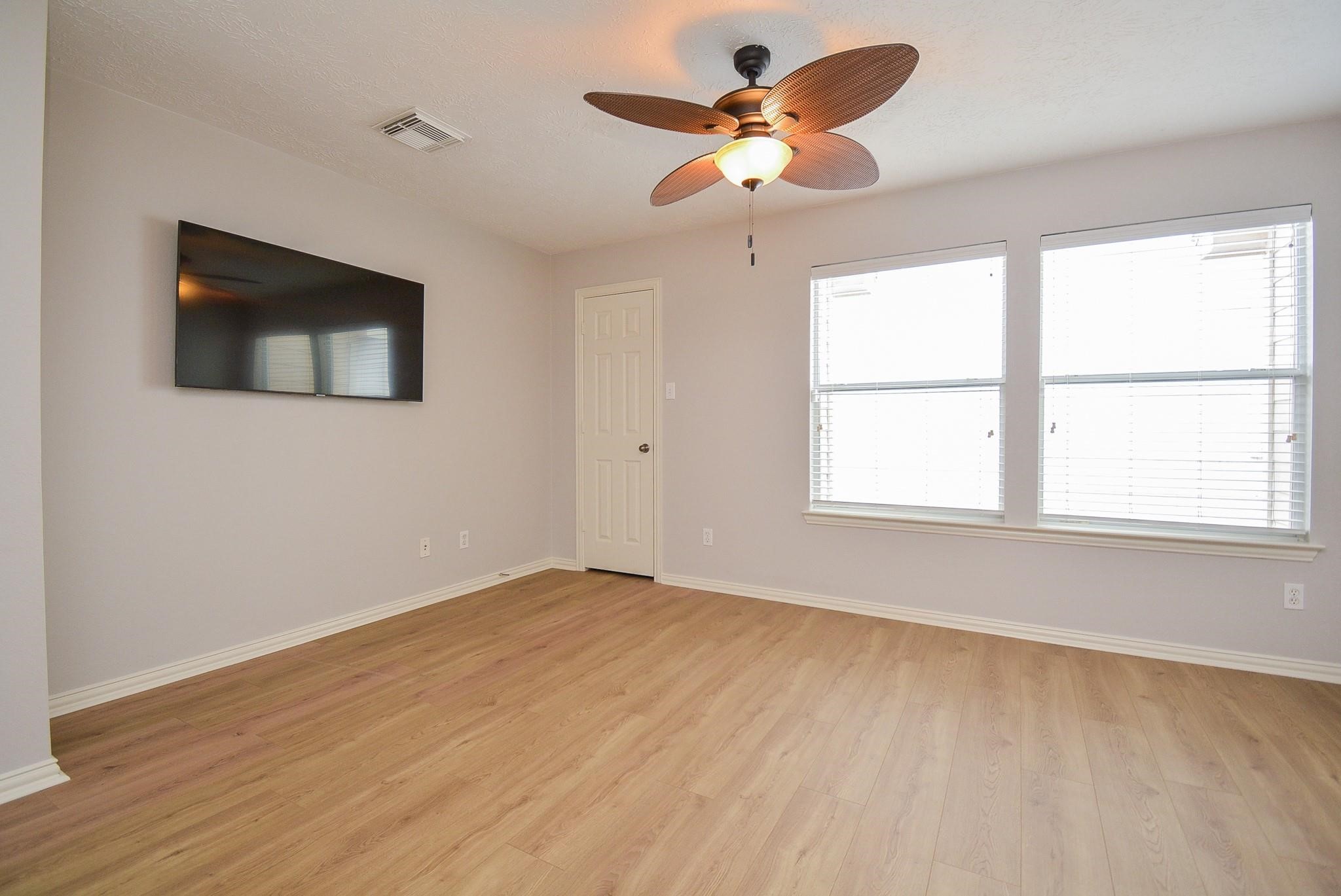 4007 Gazebo Lane Missouri City, TX 77459 - Photo 15 of 21 a view of an empty room with a window