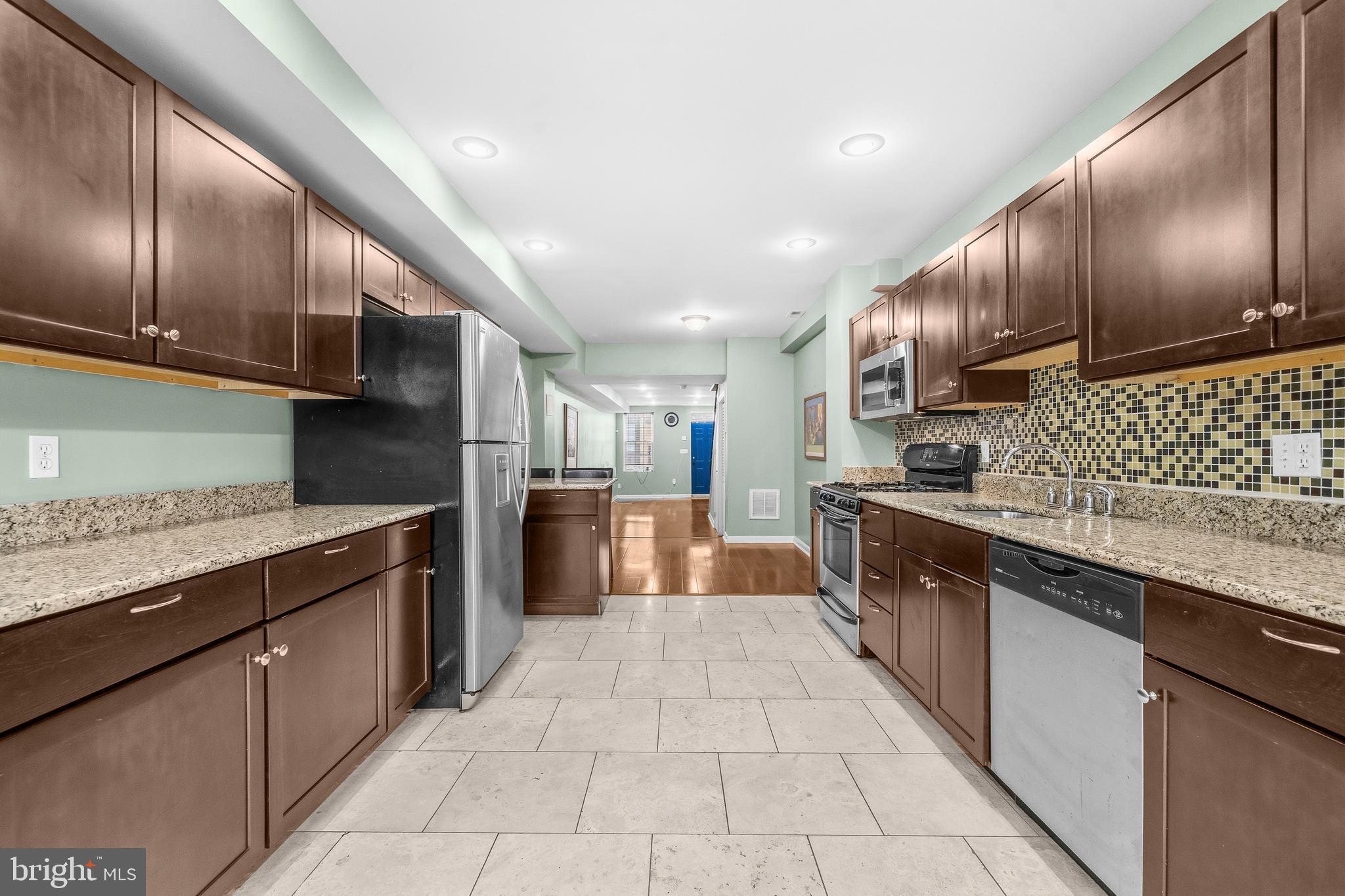 238 South Durham Street Baltimore, MD 21231 - Photo 11 of 30