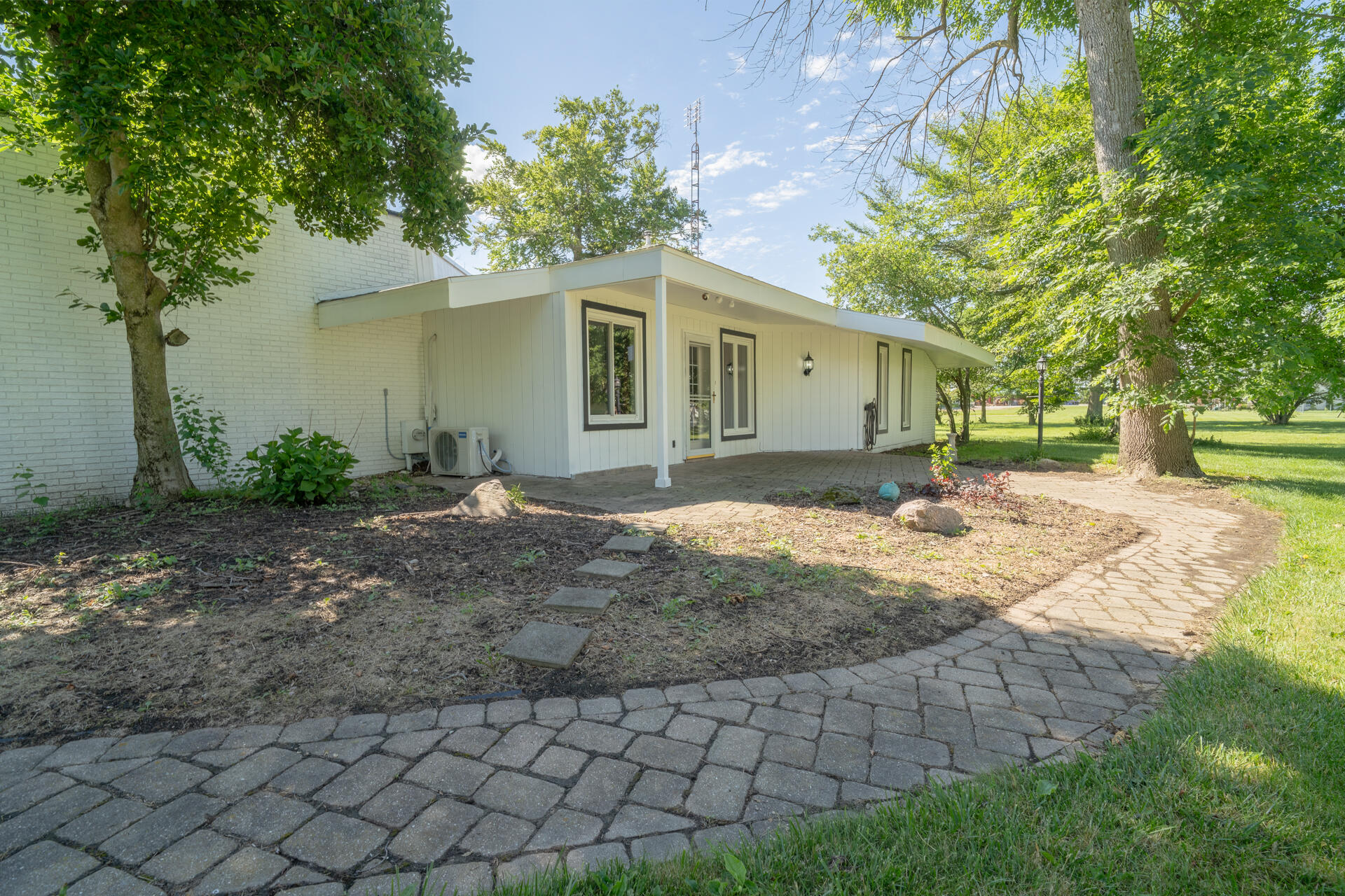 13952 Lochard Road Anna, OH 45302 - Photo 3 of 35 DSC07430-HDR