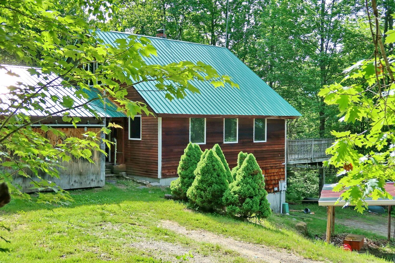 40 Whitcomb Hill Road Bethlehem, NH 03574 - Photo 1 of 35