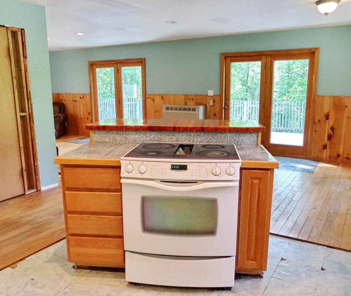 40 Whitcomb Hill Road Bethlehem, NH 03574 - Photo 7 of 35