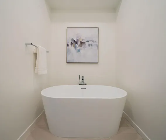 $9,250 | 100 West Drive, Excelsior, MN 55331