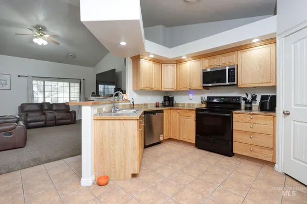 $380,000 | 1010 North Rodeo Street, Parma, ID 83660