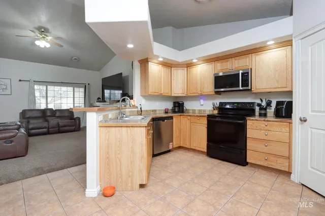 $420,000 | 1010 North Rodeo Street, Parma, ID 83660