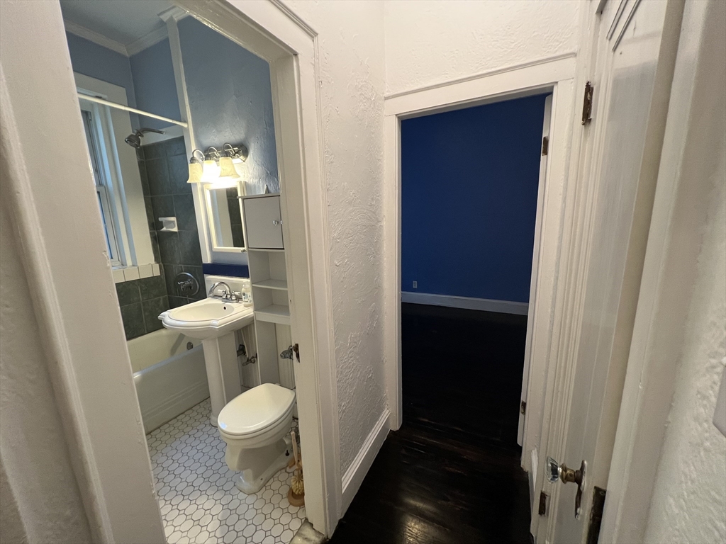 90 Kilsyth Road, Unit 3 Boston, MA 02135 - Photo 7 of 17 Gallery Image 7