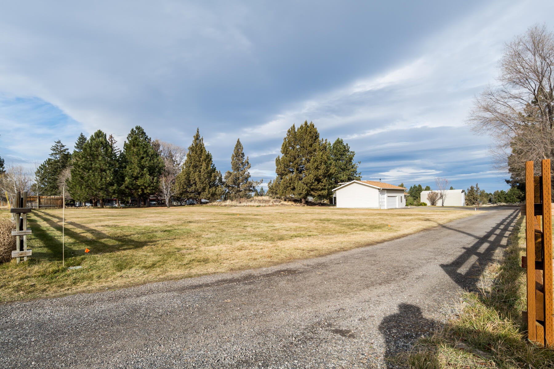 61825 Dobbin Road Bend, OR 97702 - Photo 3 of 43 38JH5_6508
