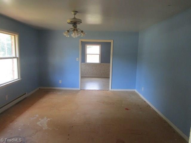 618 Kenneth Road Greensboro, NC 27455 - Photo 3 of 7 Gallery Image 3