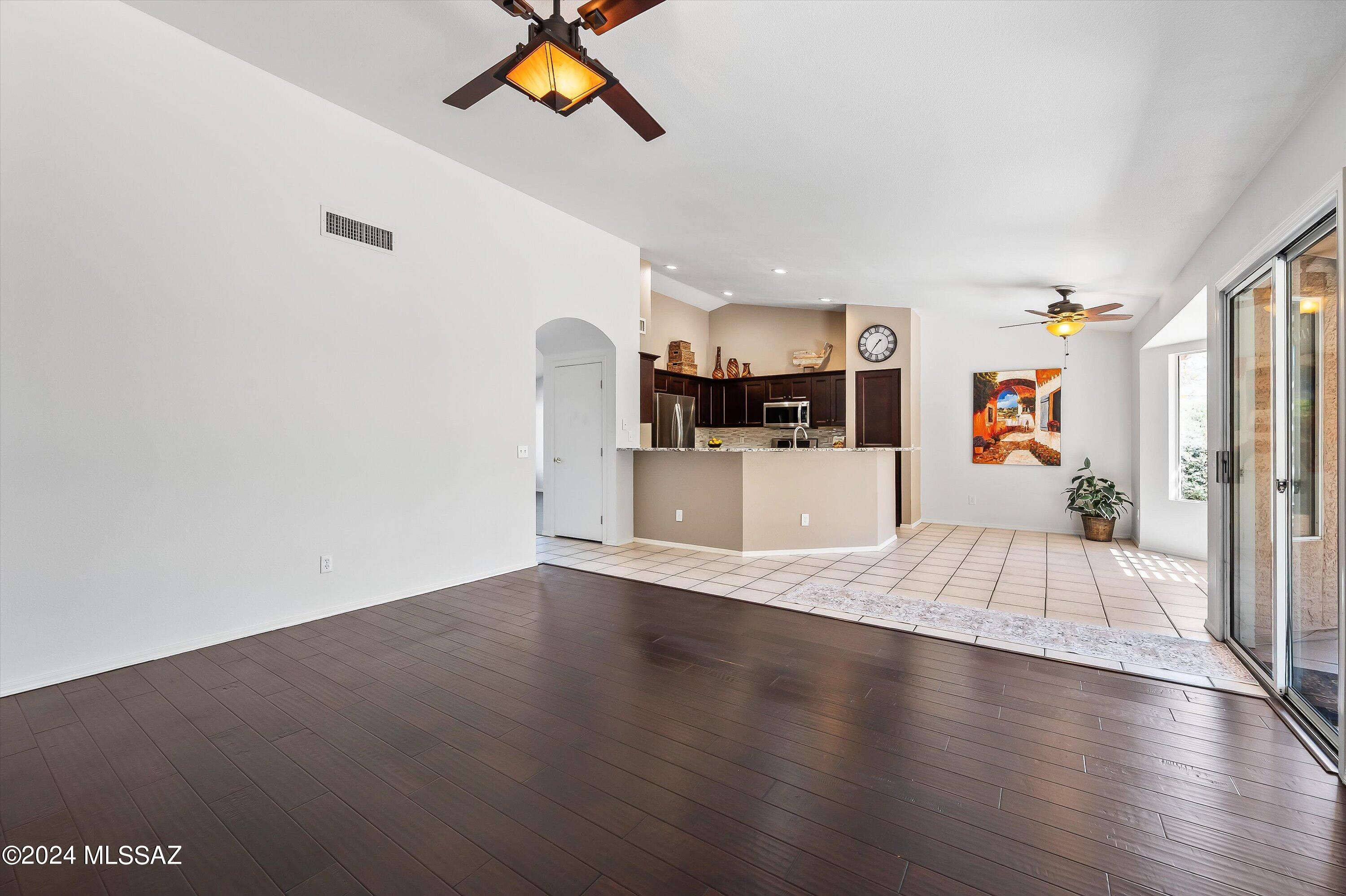 63677 East High Point Lane Saddlebrooke, AZ 85739 - Photo 14 of 47