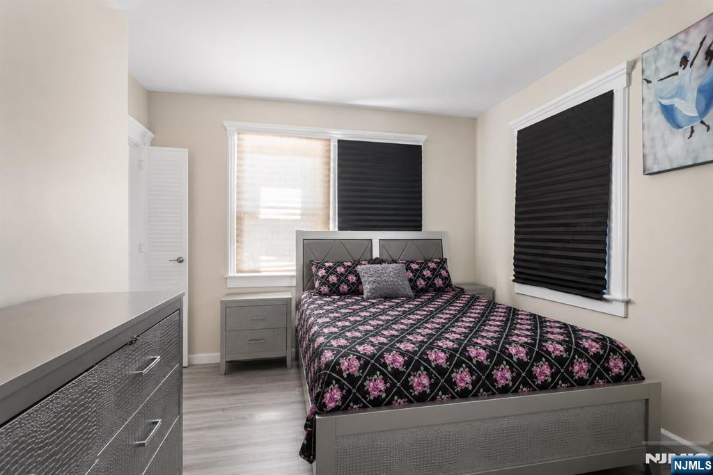 9 Sycamore Street Bloomfield, NJ 07003 - Photo 21 of 34