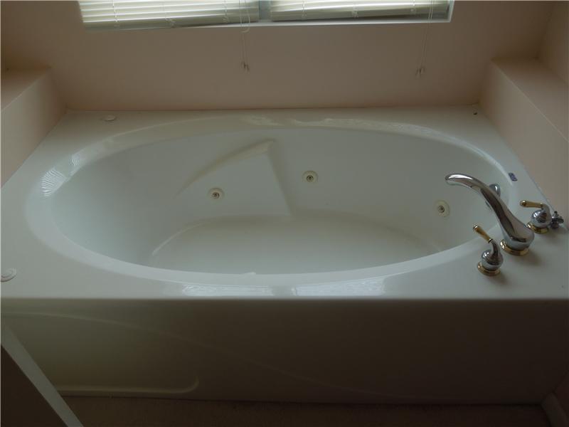189 Profio Road McDonald, PA 15057 - Photo 16 of 25 Master Bath/Spa.