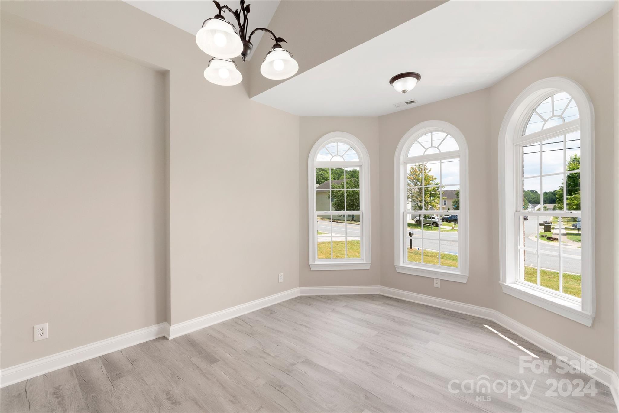 3203 Kelly Road Charlotte, NC 28216 - Photo 15 of 26 Gallery Image 15