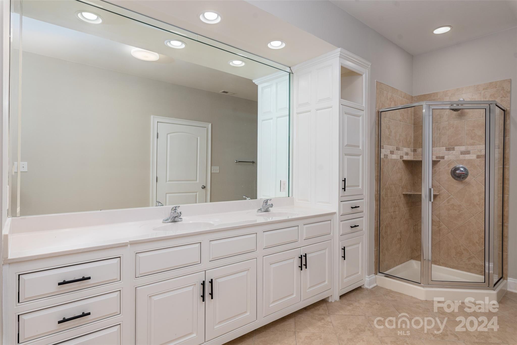 3203 Kelly Road Charlotte, NC 28216 - Photo 19 of 26 Gallery Image 19