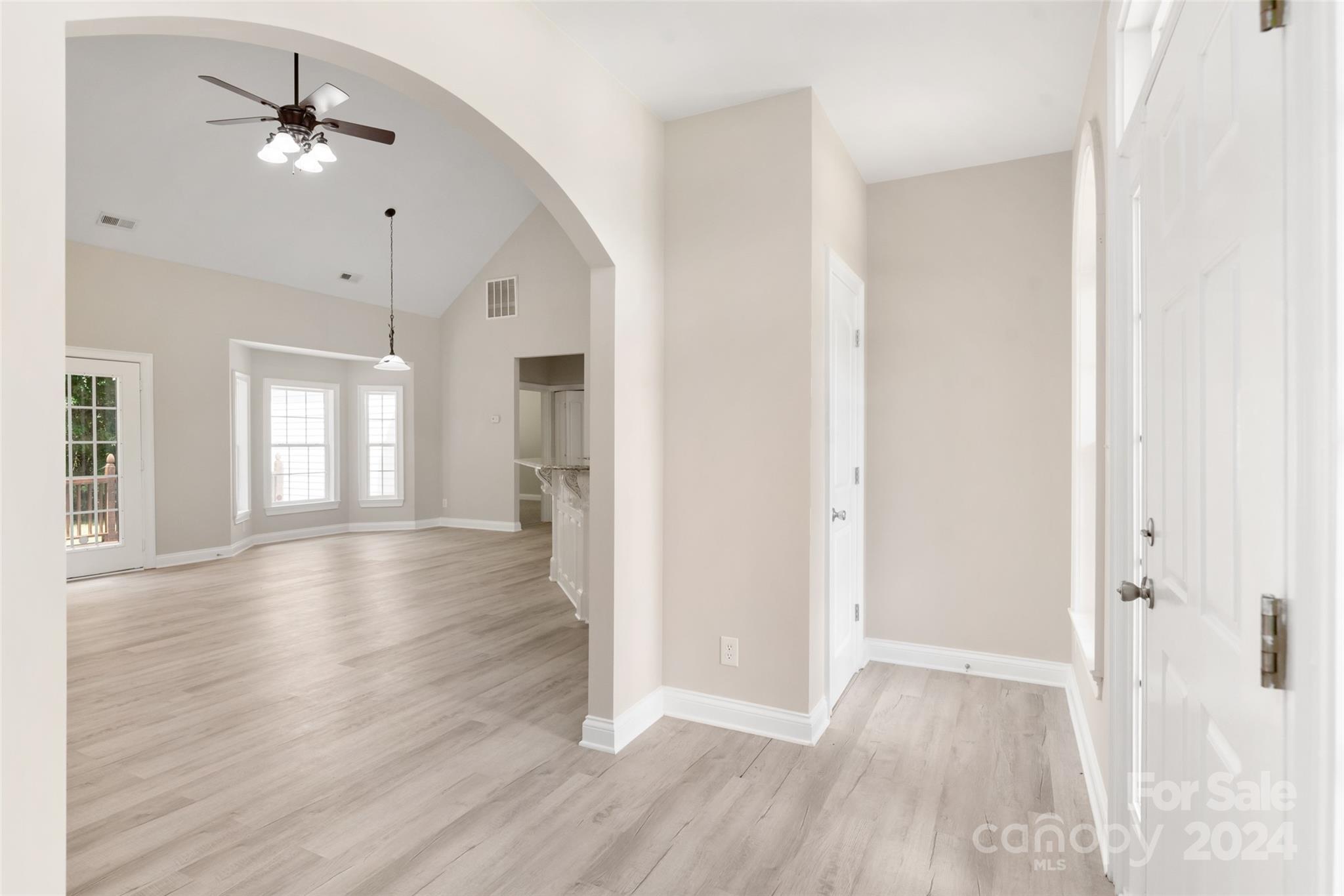 3203 Kelly Road Charlotte, NC 28216 - Photo 5 of 26 Gallery Image 5