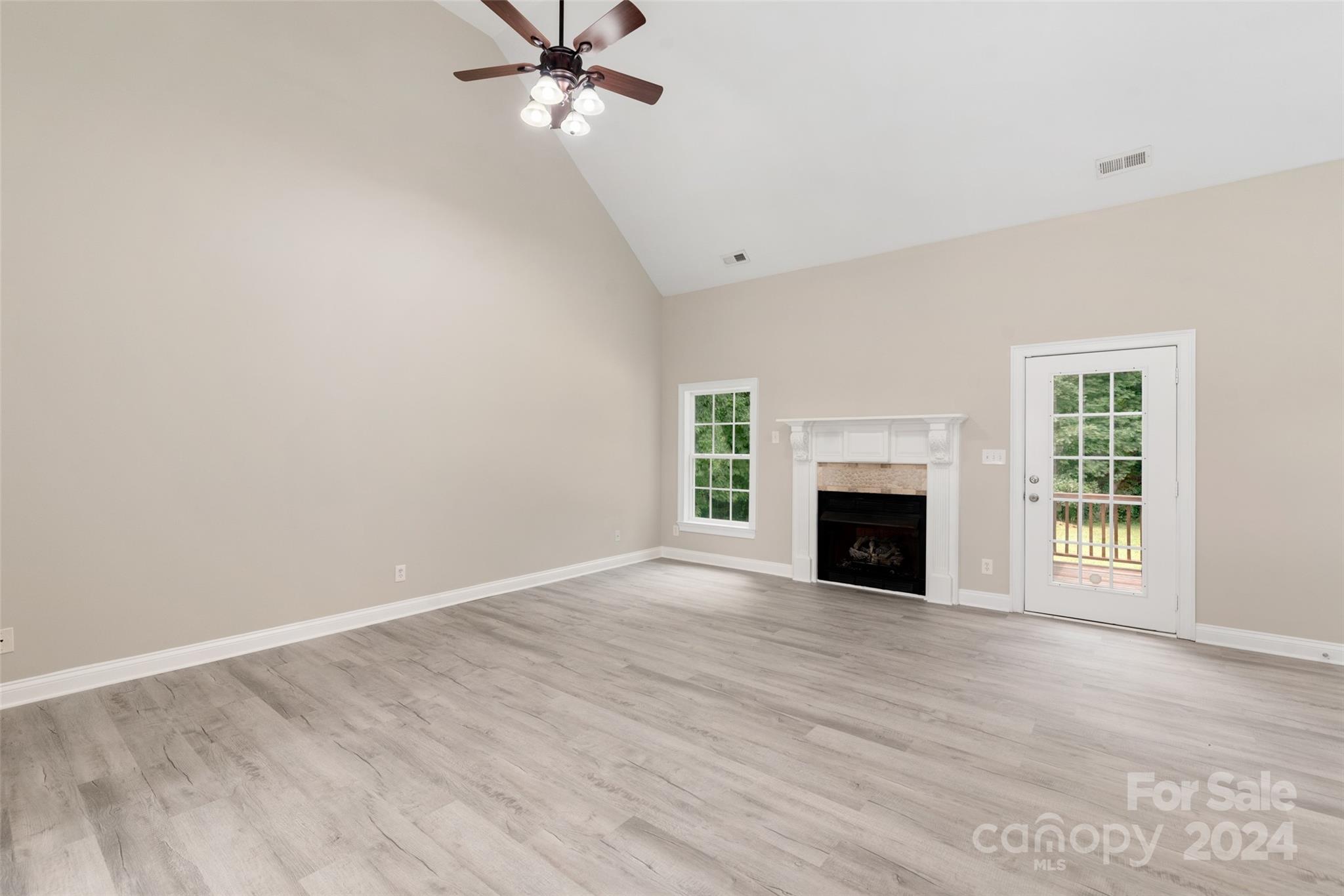 3203 Kelly Road Charlotte, NC 28216 - Photo 7 of 26 Gallery Image 7