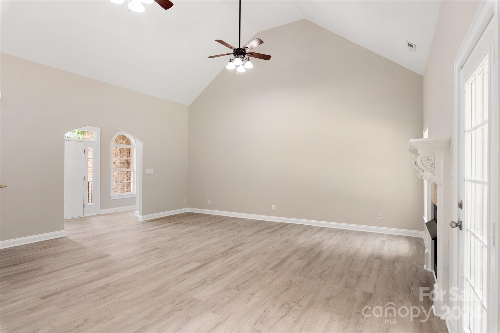 3203 Kelly Road Charlotte, NC 28216 - Photo 8 of 26 Gallery Image 8