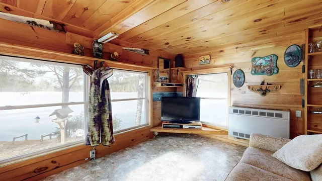 $389,900 | 15 Hamlin Loop, Harmony, ME 04942