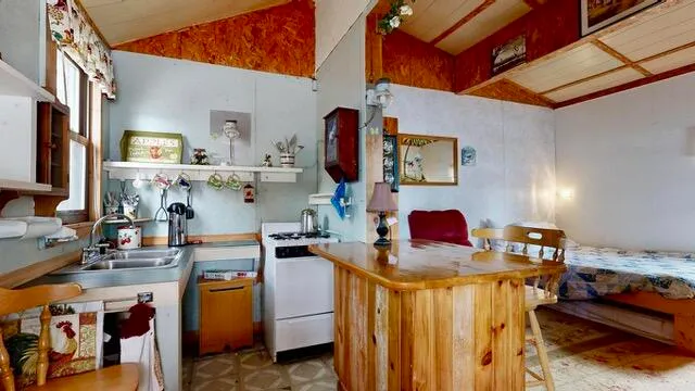 $389,900 | 15 Hamlin Loop, Harmony, ME 04942