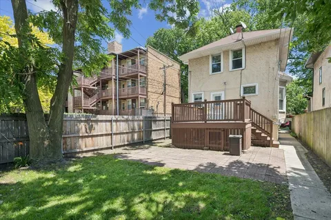 $450,000 | 913 Highland Avenue, Oak Park, IL 60304