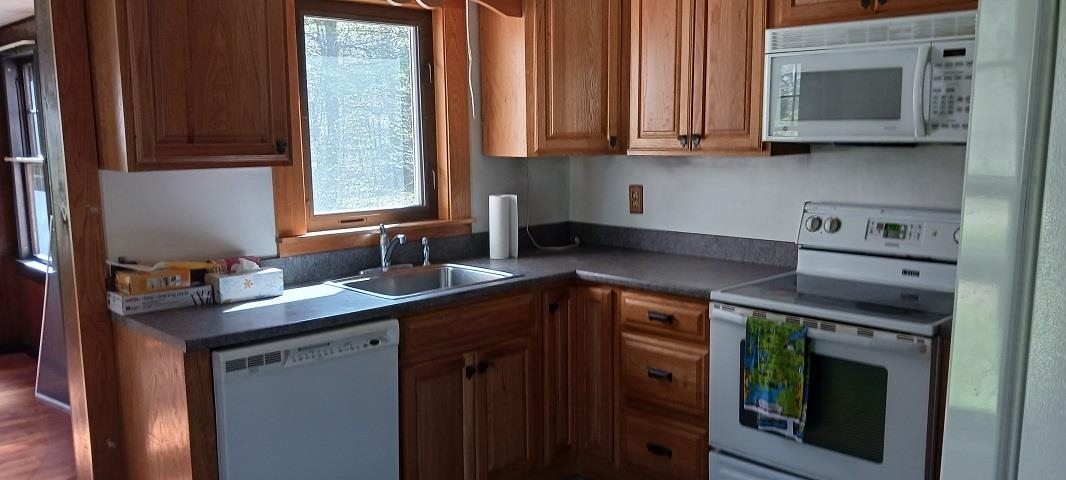7 Tannery Road Gilsum, NH 03448 - Photo 3 of 16