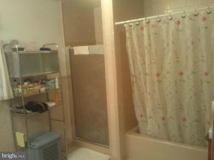 4208 Holbrook Road Randallstown, MD 21133 - Photo 9 of 11 4 piece bath