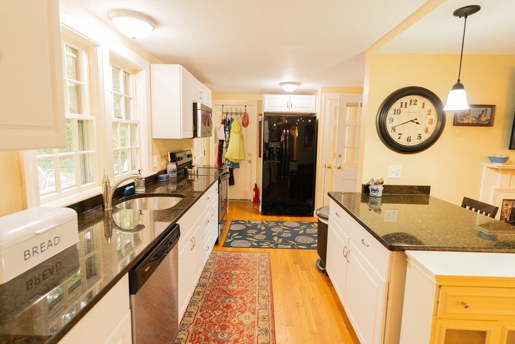 14 Brook Road Plymouth, MA 02360 - Photo 17 of 38 Gallery Image 17