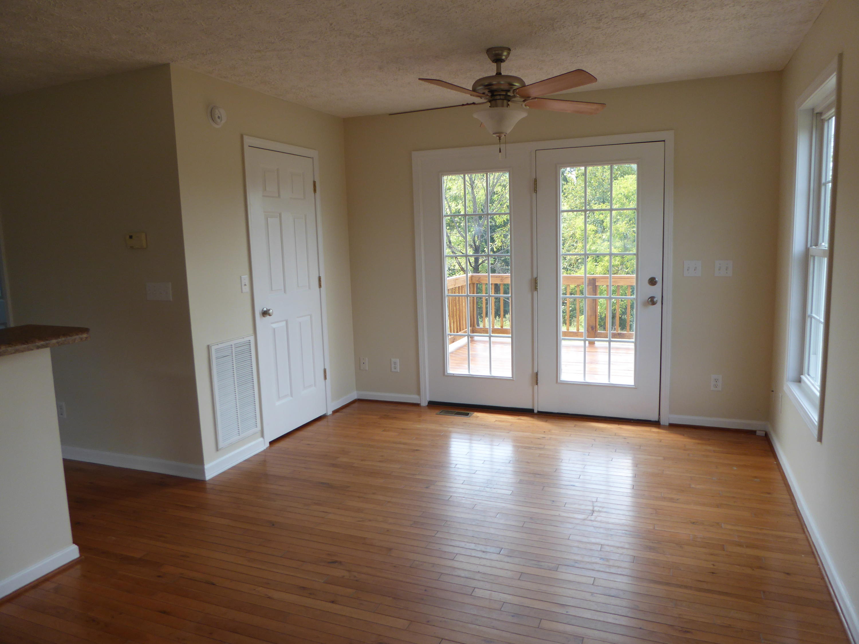 127 Farm View Road Glade Hill, VA 24092 - Photo 14 of 28 14 Living Room