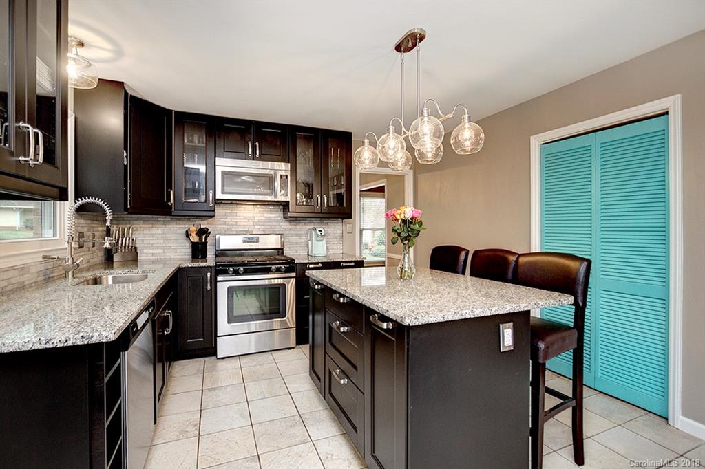 8211 Prince George Road Charlotte, NC 28210 - Photo 10 of 26 Gallery Image 10