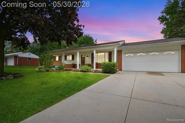 $439,900 | 184 Carter Drive, Troy, MI 48098
