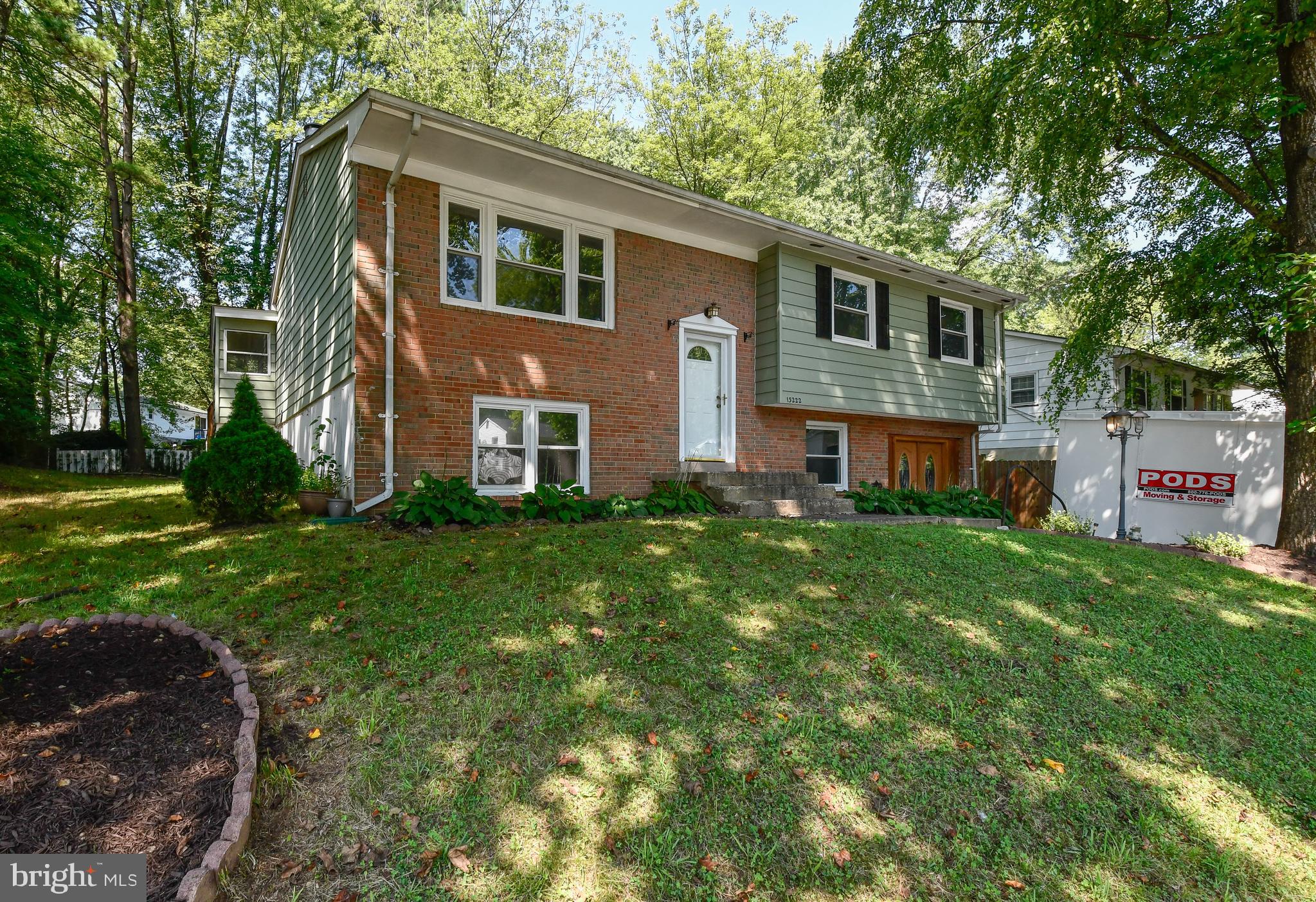 13222 Delaney Road Woodbridge, VA 22193 - Photo 2 of 41 Gallery Image 2