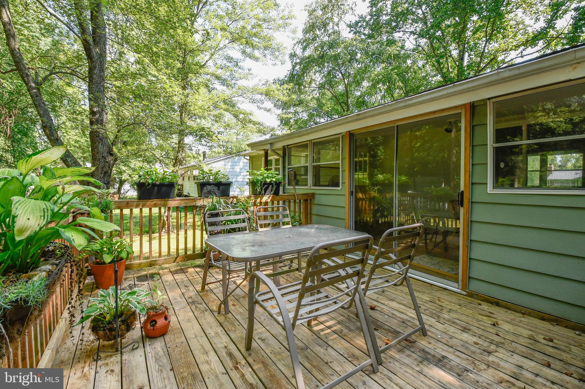 13222 Delaney Road Woodbridge, VA 22193 - Photo 17 of 41 Gallery Image 17