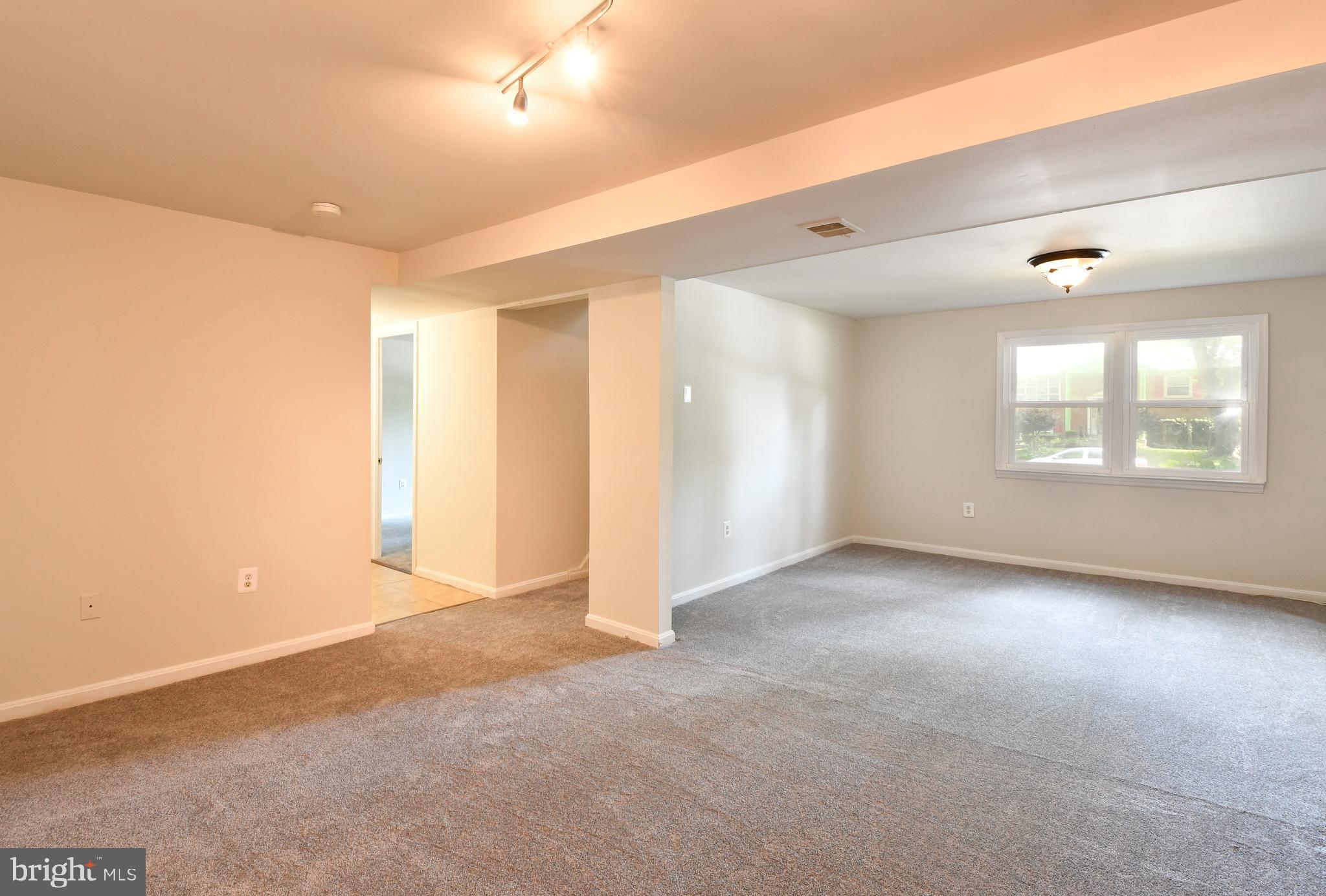 13222 Delaney Road Woodbridge, VA 22193 - Photo 30 of 41 Gallery Image 30