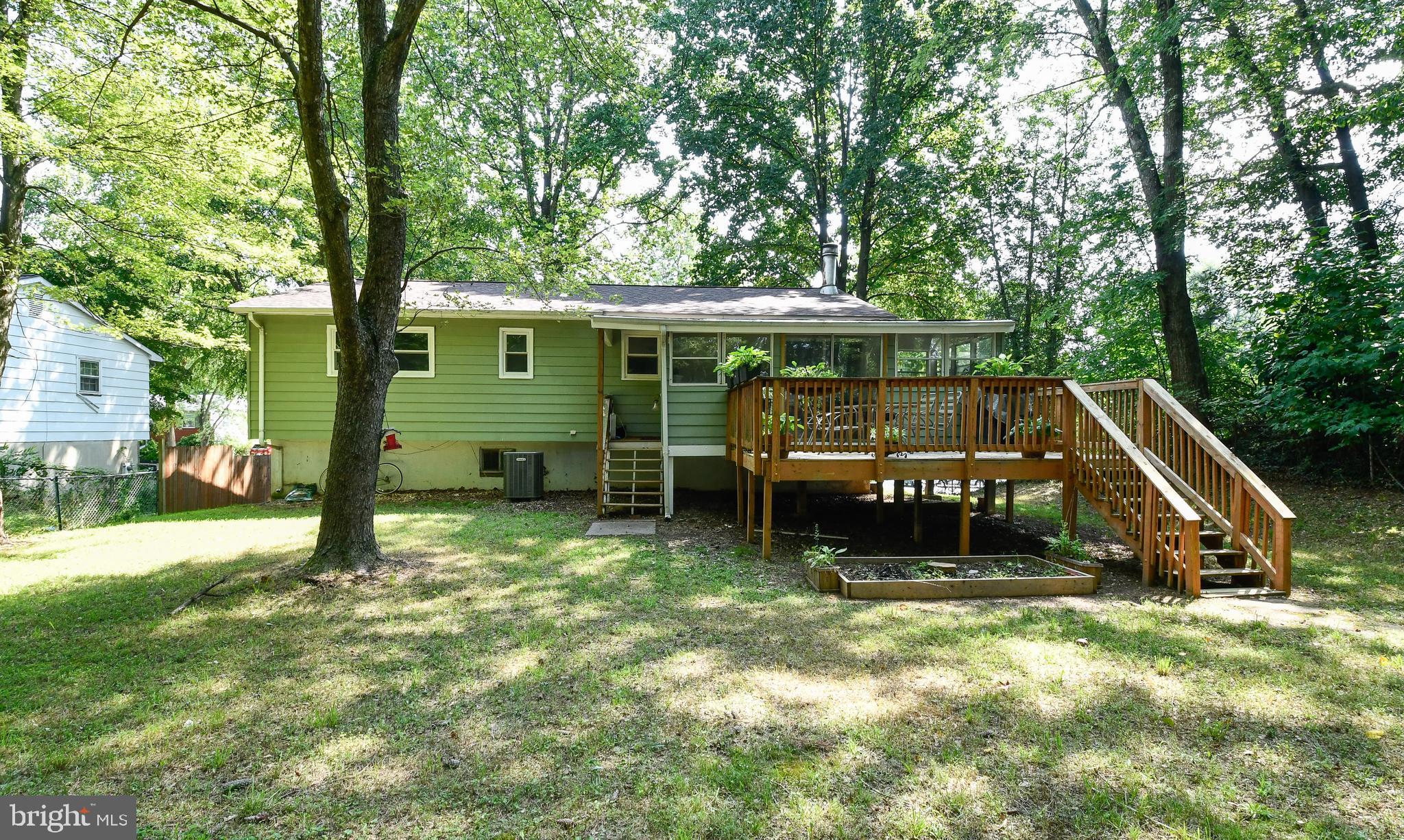 13222 Delaney Road Woodbridge, VA 22193 - Photo 33 of 41 Gallery Image 33