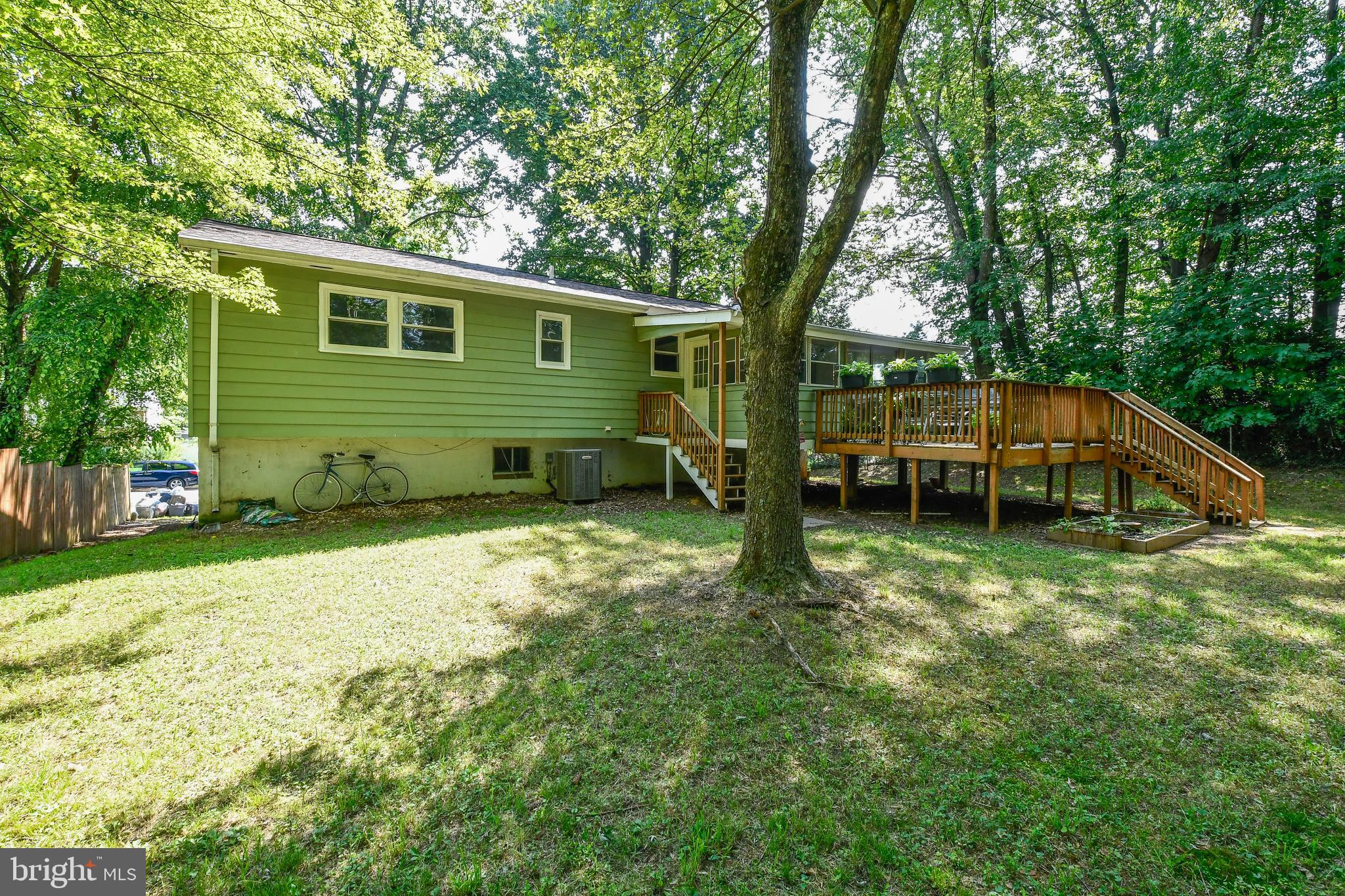 13222 Delaney Road Woodbridge, VA 22193 - Photo 36 of 41 Gallery Image 36