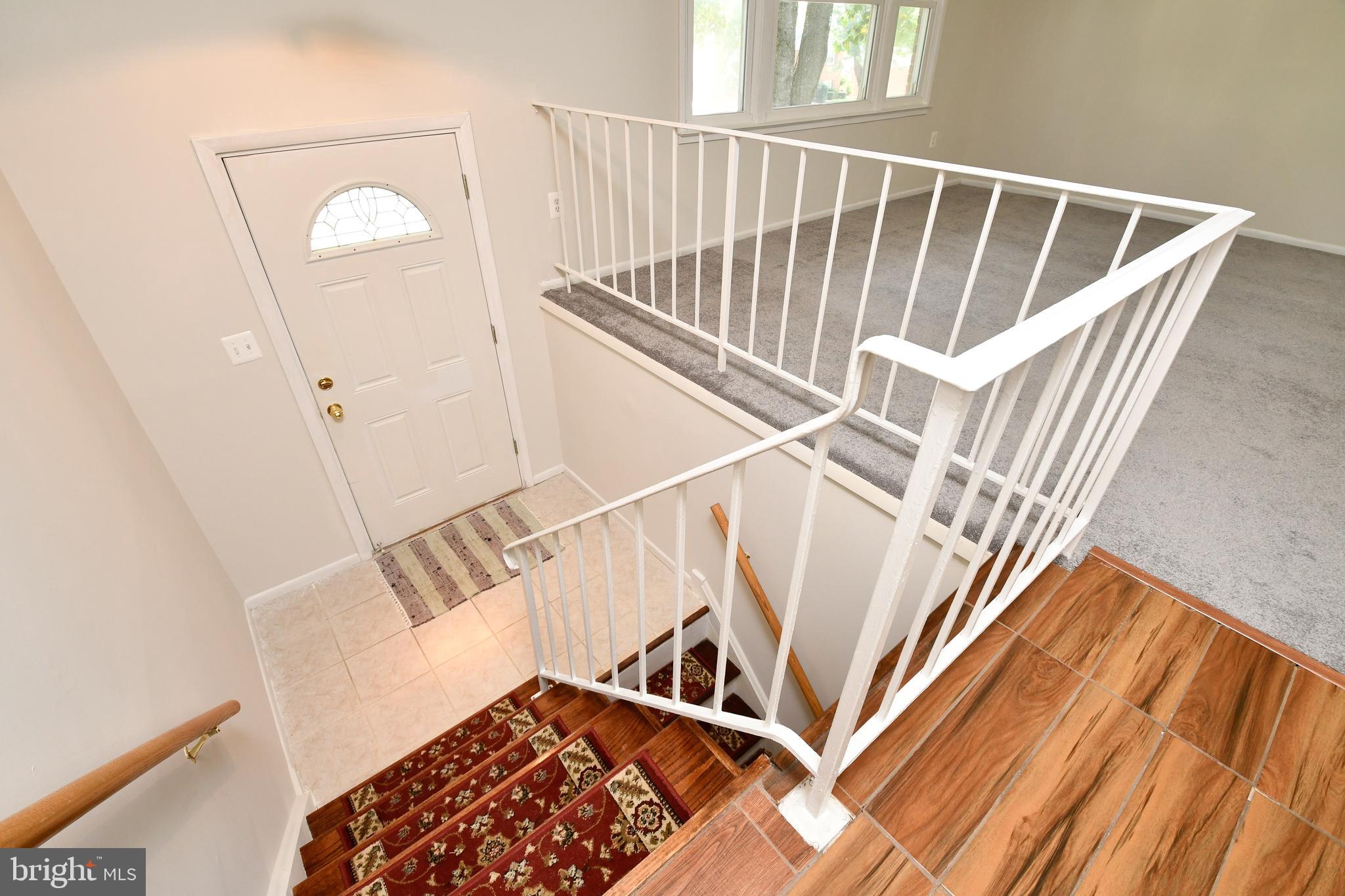 13222 Delaney Road Woodbridge, VA 22193 - Photo 5 of 41 Gallery Image 5