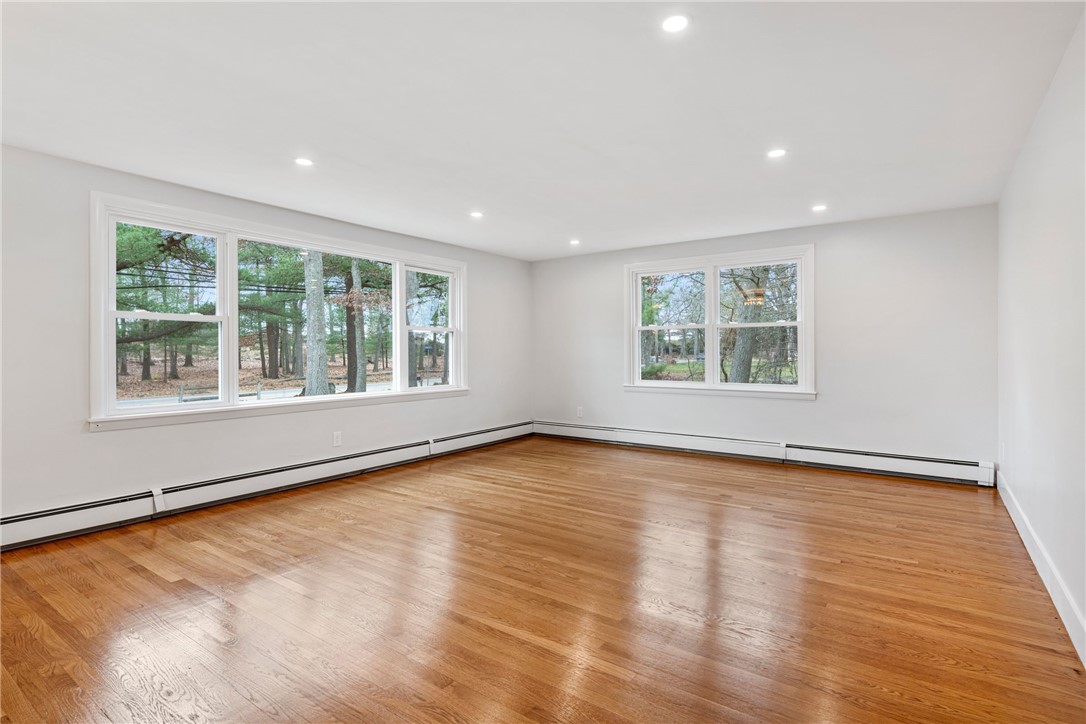 1755 Ten Rod Road North Kingstown, RI 02852 - Photo 15 of 38