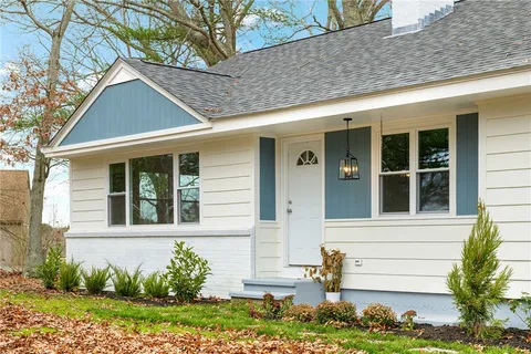 $529,000 | 1755 Ten Rod Road, North Kingstown, RI 02852