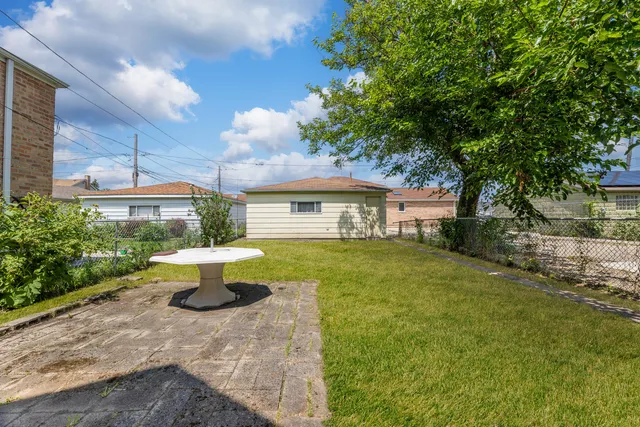 $294,900 | 5232 West 51st Street, Chicago, IL 60638