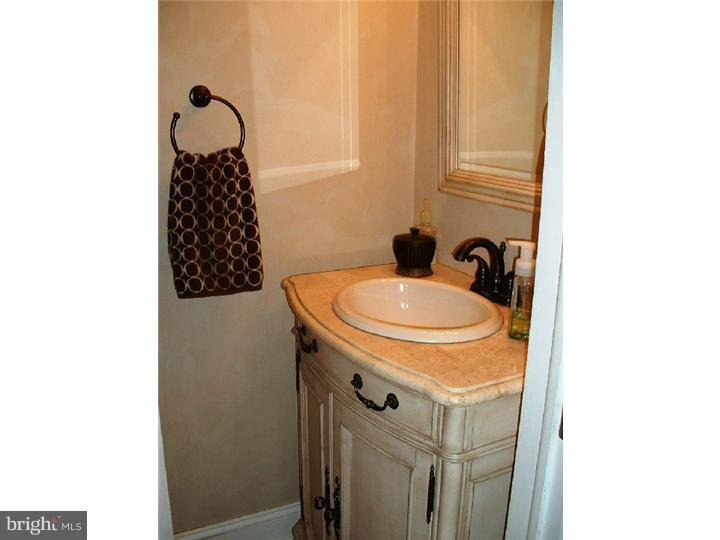 217 Remington Road Broomall, PA 19008 - Photo 17 of 25 Gallery Image 17