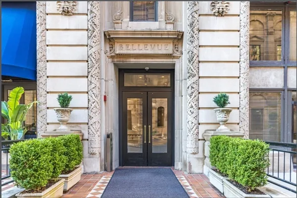 $2,900 | 21 Beacon Street, Unit 7L, Boston, MA 02108