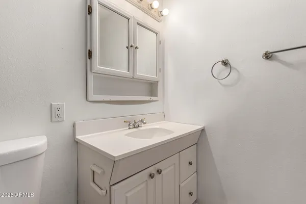 $3,600 | 2109 South Stanley Place, Tempe, AZ 85282