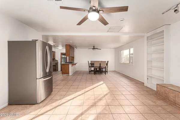 $3,600 | 2109 South Stanley Place, Tempe, AZ 85282
