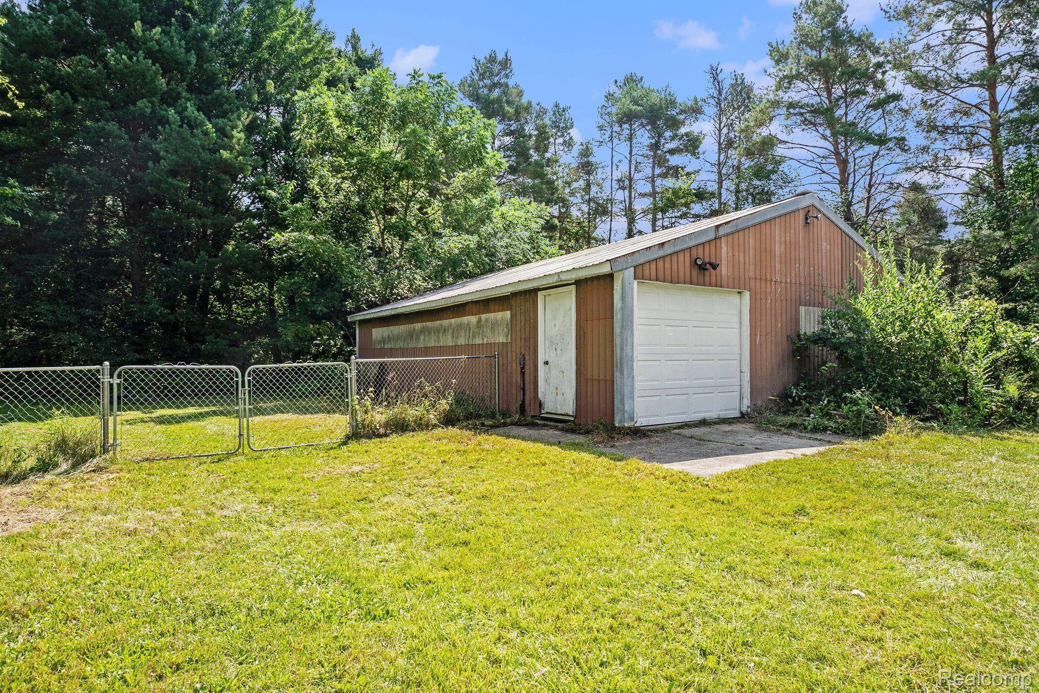 5107 Walker Road Davison, MI 48423 - Photo 20 of 31 Gallery Image 20