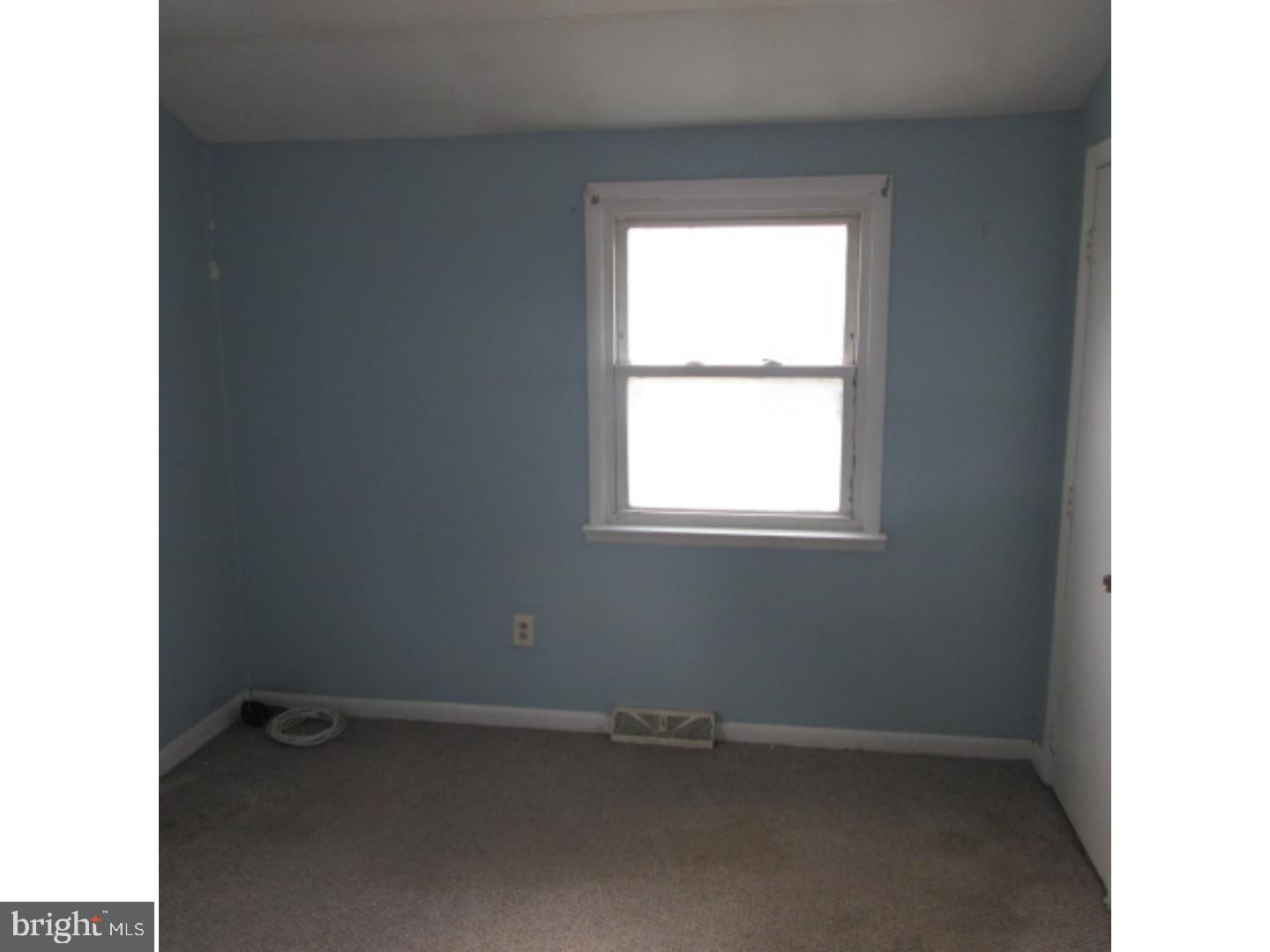 37 South Club Road Pine Hill, NJ 08021 - Photo 6 of 14
