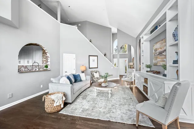 $1,074,900 | 6780 Autumnwood Drive, Nashville, TN 37221